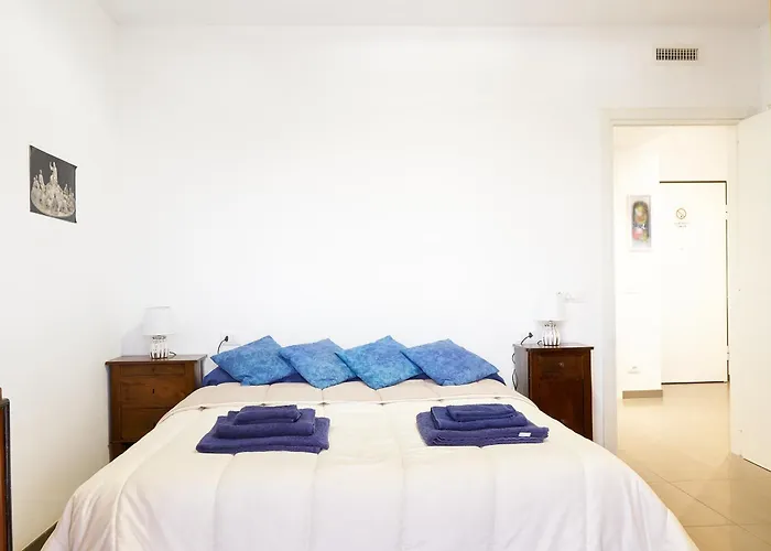 Appartamento Grande Terrazza Con Vista Mare Parziale