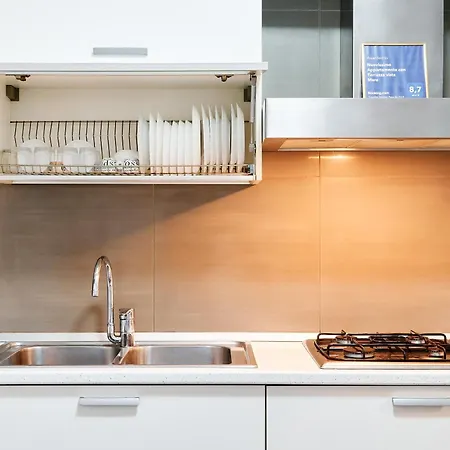 Lägenhet Grande Terrazza Con Vista Mare Parziale *