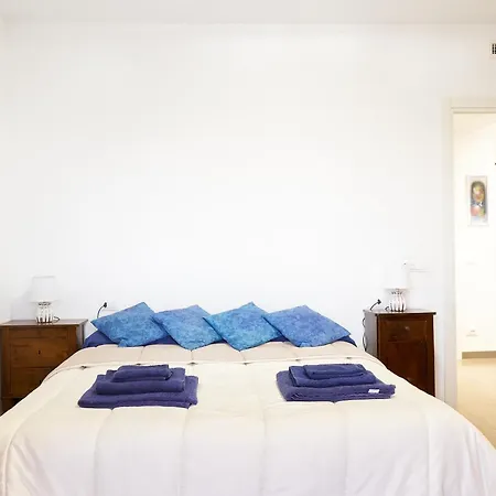 Lägenhet Grande Terrazza Con Vista Mare Parziale