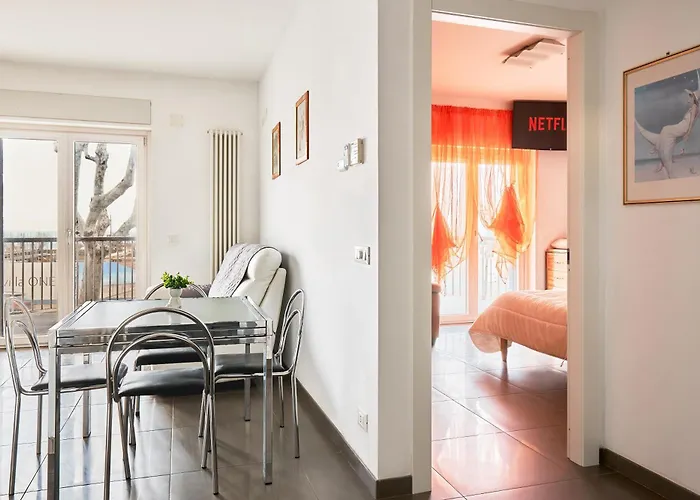 Grande Terrazza Con Vista Mare Parziale Апартаменты